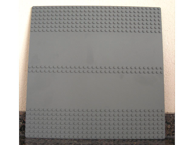 Part 30225c01 - Baseplate, Road 32 x 32 7-Stud Straight with Double Driveway - De BrickPlaats
