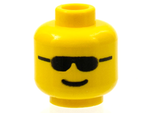 Part 3626p04 - Minifigure, Head Glasses with Black Sunglasses and Standard Grin Pattern - De BrickPlaats