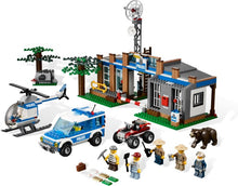 Set 4440 - Forest Police Station - De BrickPlaats