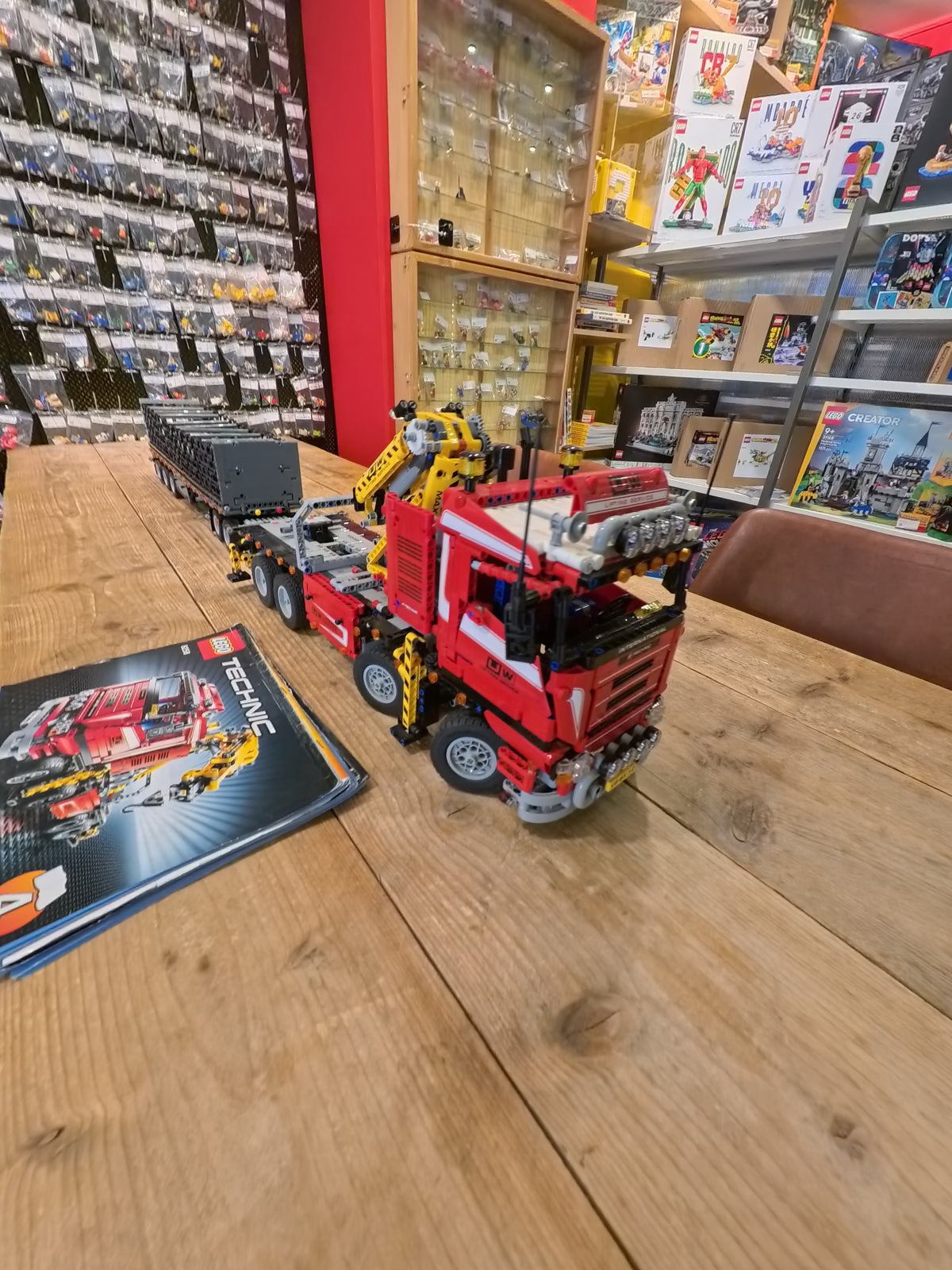 Set 8258 - Crane Truck