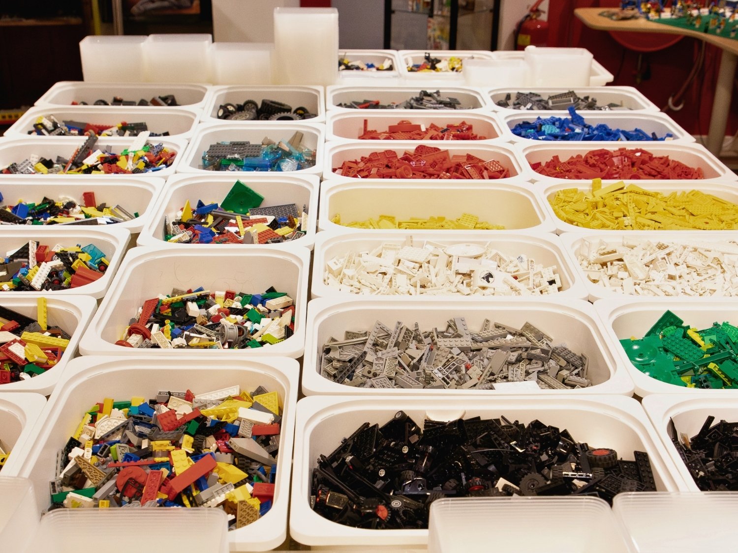 LEGO® inkoop en donaties | Verkoop of doneer bij De Brickplaats in Oss