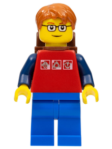 Minifig cty0180a - Red Shirt with 3 Silver Logos, Dark Blue Arms, Blue Legs, Dark Orange Short Tousled Hair, Red Eyebrows, Backpack - De BrickPlaats