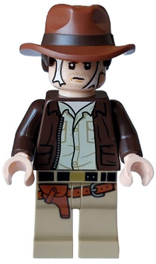 Minifig iaj056 - Indiana Jones - Dark Brown Jacket, Reddish Brown Dual Molded Hat with Hair, Spider Web on Face - De BrickPlaats